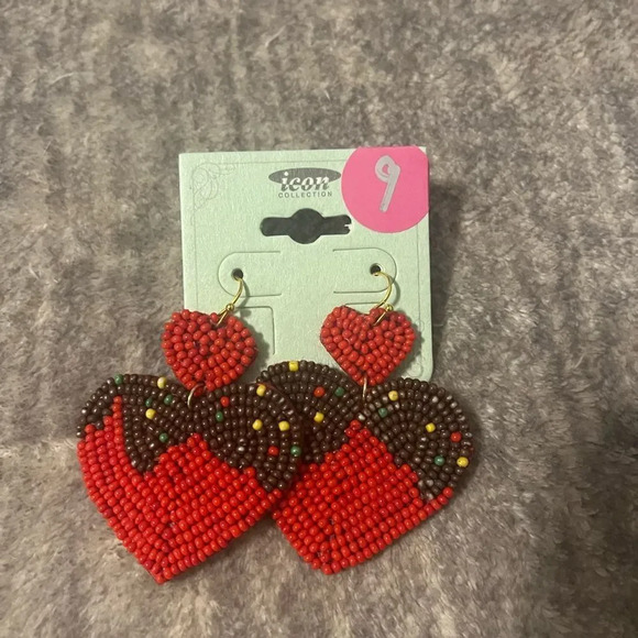 Valentine’s Day Red Heart Sundae Seed Bead Earrings NEW - Picture 2 of 3